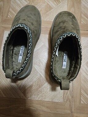 Mudd platform faux fur slip on mules Size 36